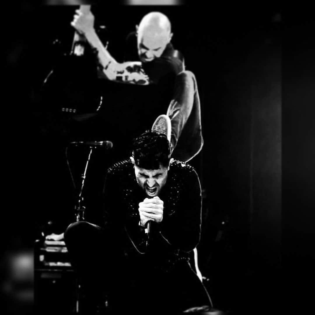 AFIのインスタグラム：「Drowned in flames is where I can be found. ﻿ ﻿📷: @measurelessliar」