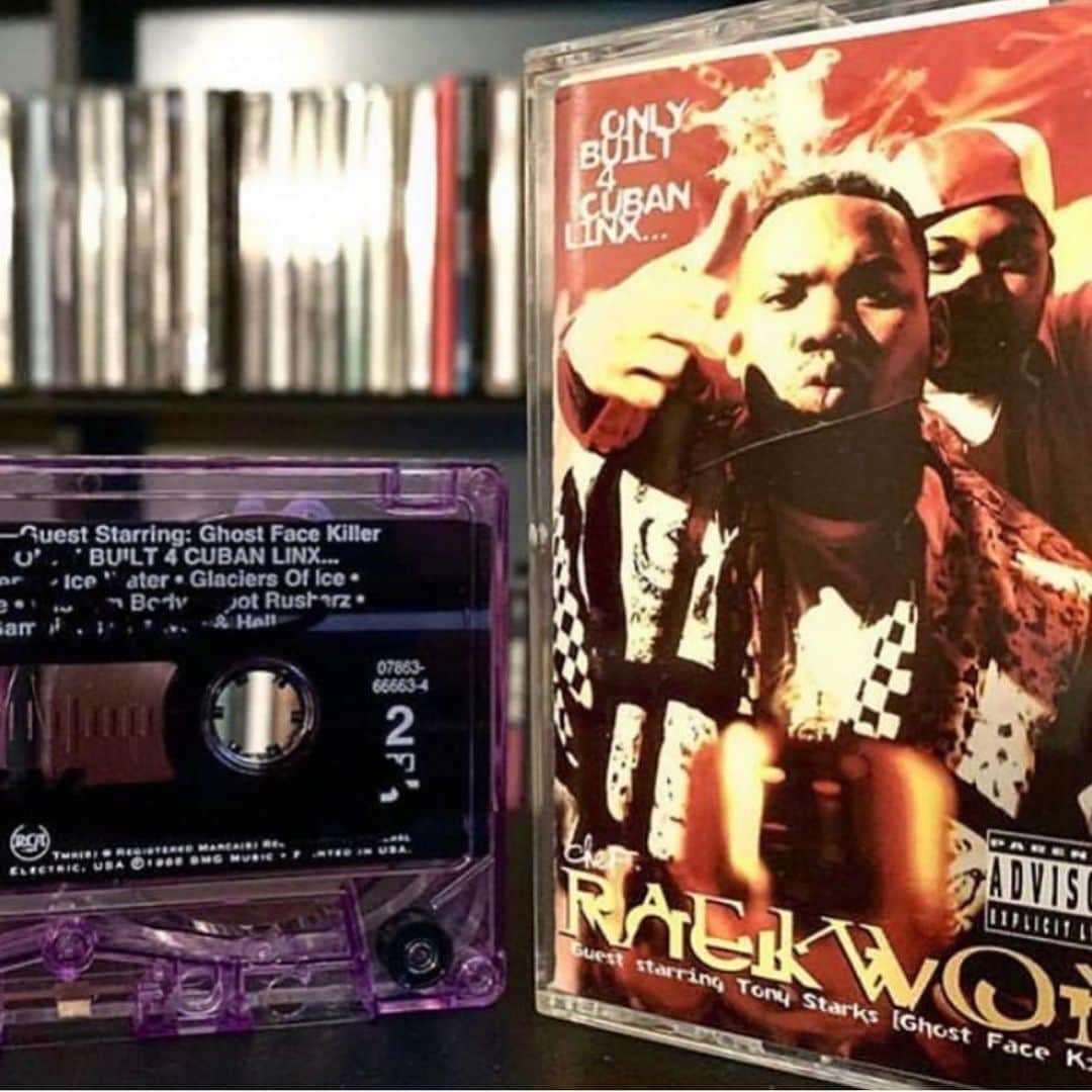 DJキャレドさんのインスタグラム写真 - (DJキャレドInstagram)「@raekwon bless up ! This tape so classic! This was a very specail time ! This tape will forever play and forever inspire !  @raekwon luv respect !  @realghostfacekillah luv and respect!  #HIPHOP」8月2日 4時28分 - djkhaled