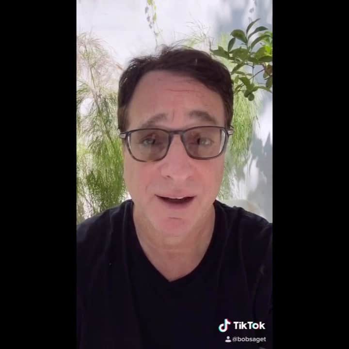 ボブ・サゲットのインスタグラム：「Possibly my last Tik Tok ever.  😫😫😫😫😫😫😫😫😫」