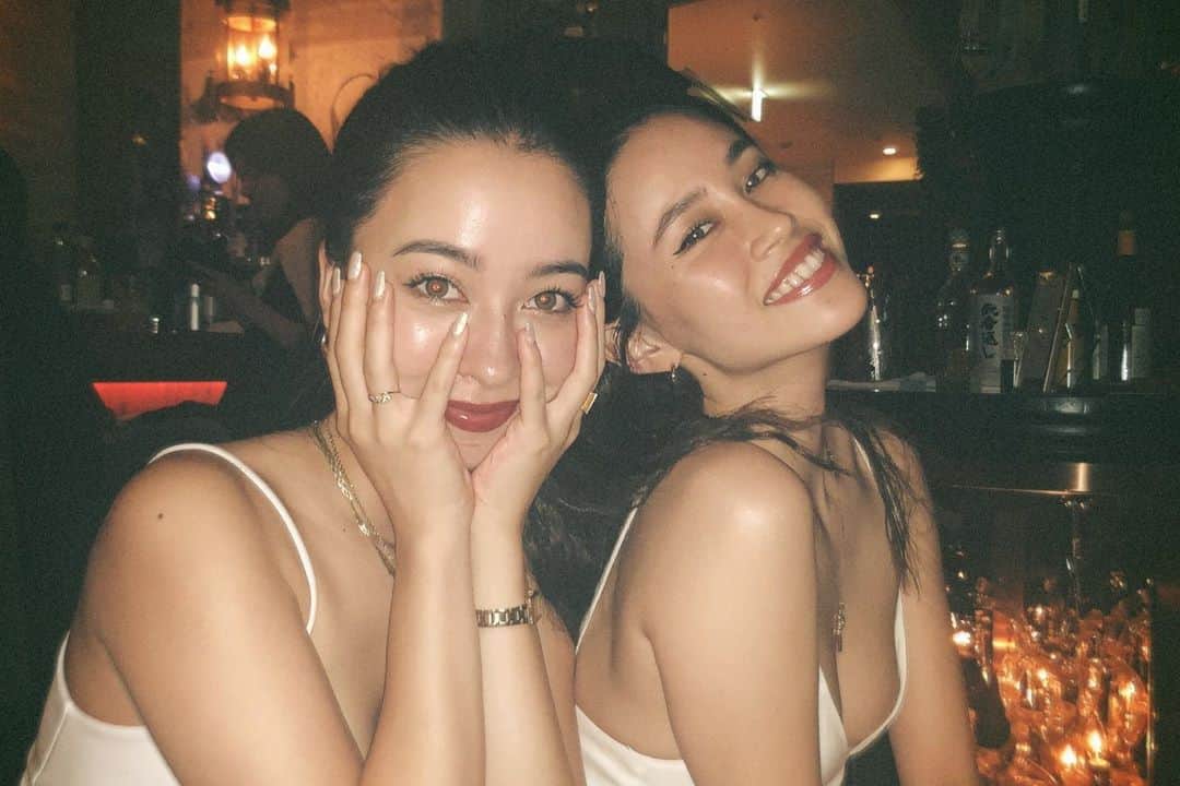 安田唯のインスタグラム：「with my 👑💕」