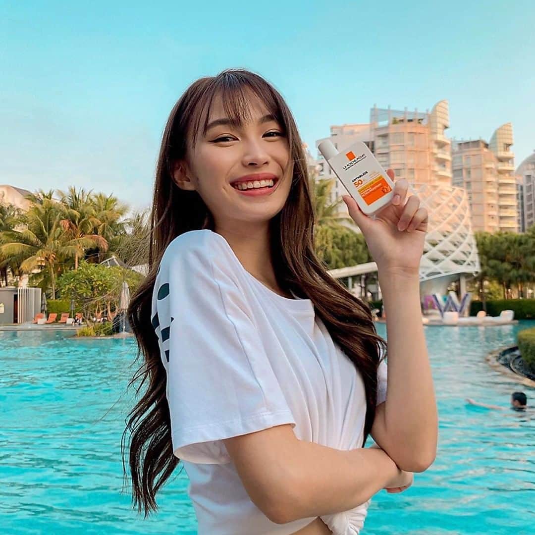 La Roche-Posayさんのインスタグラム写真 - (La Roche-PosayInstagram)「@speishi showing off her #LRPLove with this stunning photoshoot during her holidays. To make sure your holiday break isn’t disturbed by sunburns, apply Anthelios Invisible Fluid SPF 50+ everyday. Protect your skin from the sun, and have the best time with Anthelios. All languages spoken here! Feel free to talk to us at any time. #larocheposay #anthelios #sunprotection #LRPLove Global official page from La Roche-Posay, France」8月1日 19時58分 - larocheposay