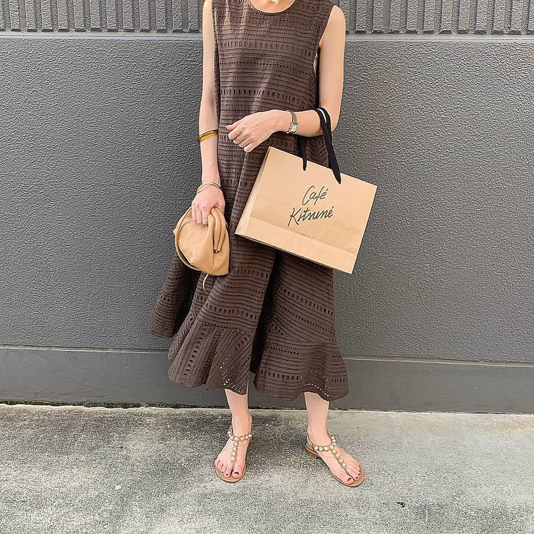 ukapiのインスタグラム：「⠀  デートで着たいわんぴ🌻 ⠀⠀ ⠀ #イエナ#IENA#ワンピース#kiwi」
