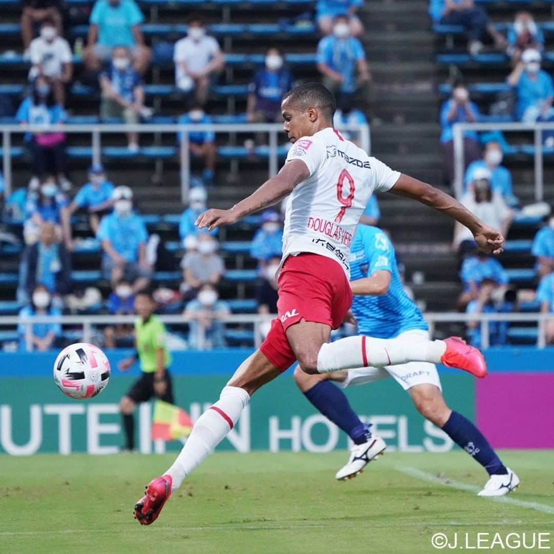 サンフレッチェ広島さんのインスタグラム写真 - (サンフレッチェ広島Instagram)「. ⚽️明治安田生命J1リーグ第8節　試合結果⚽️ 横浜FC　0-2　サンフレッチェ広島 前半：0-2 後半：0-0 【得点者】森島司、ドウグラス・ヴィエイラ  前半で奪った2得点を守り切り、5試合ぶりの勝利を完封で飾りました✨  #藤井智也 選手 #荒木隼人 選手 #森島司 選手 #ドウグラスヴィエイラ 選手 #大迫敬介 選手 #川辺駿 選手 #城福浩 監督 #sanfrecce #積攻」8月1日 20時56分 - sanfrecce.official