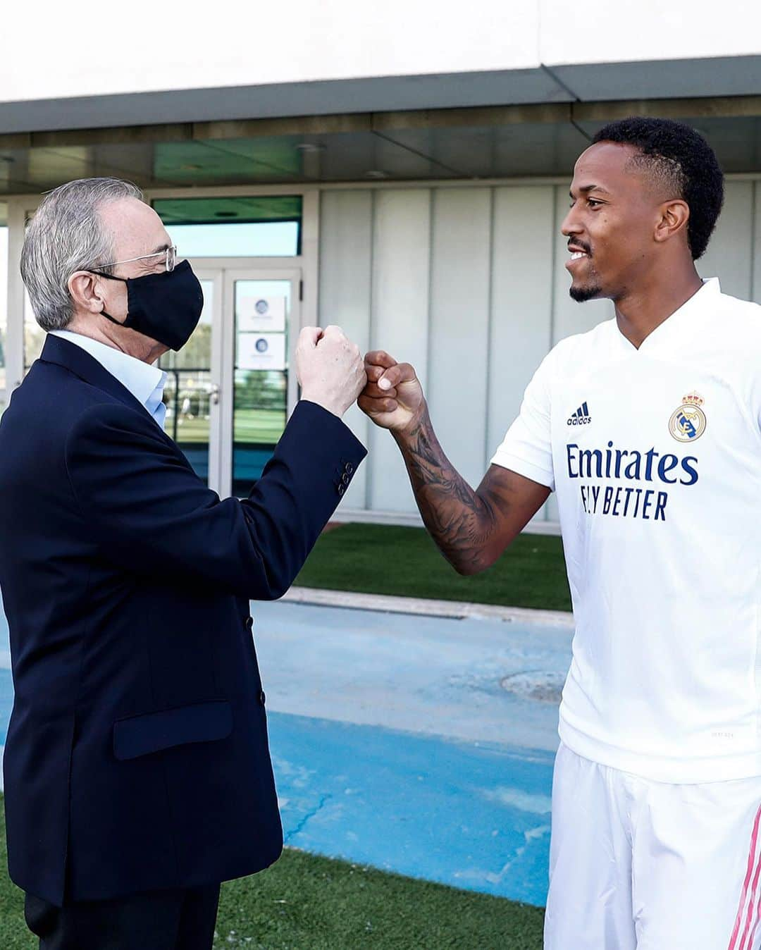 レアル・マドリードさんのインスタグラム写真 - (レアル・マドリードInstagram)「@RealMadrid president Florentino Pérez visited the team at #RMCity ahead of our return to @ChampionsLeague action. - El presidente visitó al equipo antes del regreso de la Champions. #RealMadrid  #RMUCL」8月1日 20時59分 - realmadrid