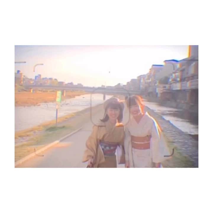 瀬駒妃のインスタグラム：「ㅤㅤㅤㅤㅤㅤ ㅤㅤㅤㅤㅤㅤㅤ フィルムカメラのフィルター越しに撮った動画です 早くみんなで遠くまで遊びに行きたいっ ㅤㅤㅤㅤㅤ」