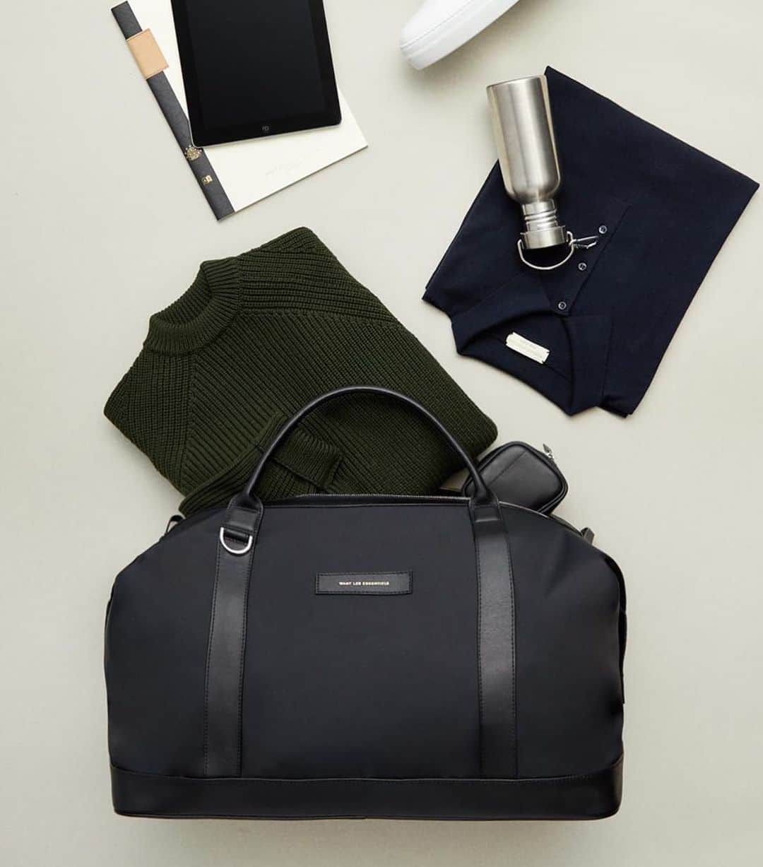 ウォントのインスタグラム：「Introducing Kelowna in Italian nylon. Informed by our Kenyatta toiletry bag, the Kelowna features our classic design codes—from thoughtful leather touches to a timeless silhouette—to create this quintessential holdall.  #wantlesessentiels #worldofwant #timelessdesign #formandfunction」
