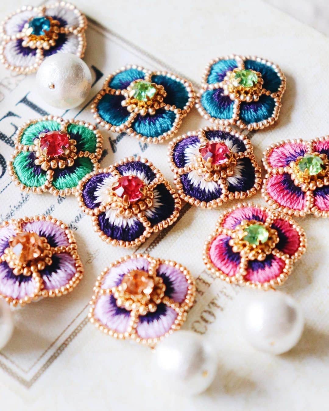 handmade shopのインスタグラム：「online shopオープンしました👼✨﻿ プロフィールのリンクからご覧ください💓」