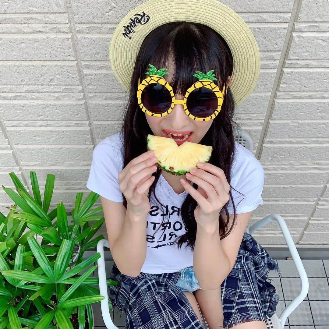 岡本怜奈さんのインスタグラム写真 - (岡本怜奈Instagram)「♡﻿ 8月1日 #パインの日 🍍﻿ ﻿ パ(8)イン(1)の語呂合わせで﻿ 出来たんだって〜😳💛﻿ ﻿ 今日から8月START🌺🌴🏖﻿ パイン食べてがんばろ〜✧ ٩( ๑•̀o•́๑ )وｴｲｴｲｵｰ!!﻿ ♡﻿ ♡﻿ #岡本怜奈 #れなたん #nmb48 #パイン ﻿ #パイナップル #happy #Instafood #Instagood」8月1日 21時39分 - renatan1222