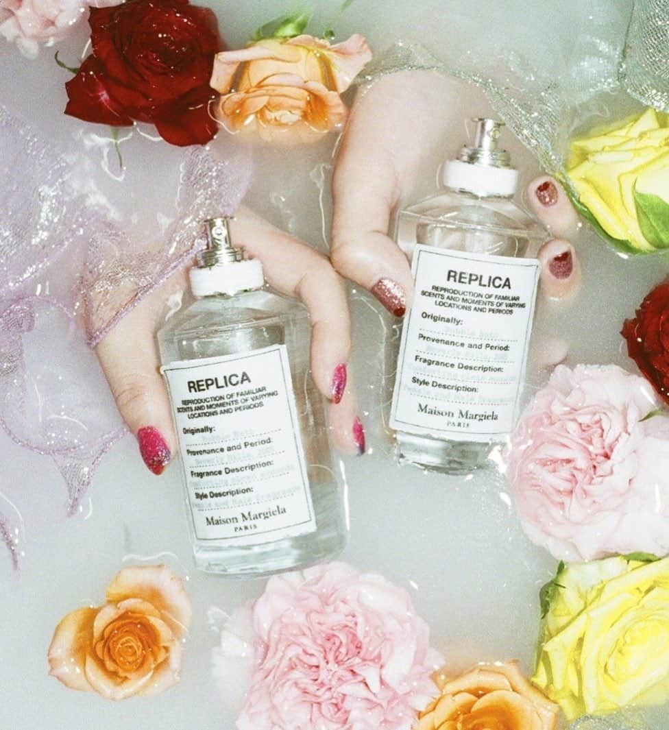 AYAさんのインスタグラム写真 - (AYAInstagram)「MAISON MARGIELA FRAGRANCE "BUBBLE BATH" 新しい香り🌹 #maisonmargielafragrances #smellslikememories #bubblebath @maisonmargielafragrances」8月1日 21時46分 - ayaxxamiaya