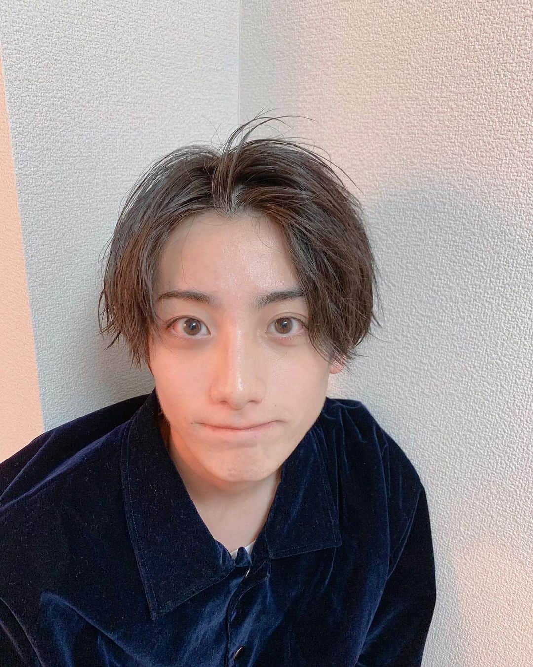 小西詠斗さんのインスタグラム写真 - (小西詠斗Instagram)「こんばんはー👼 みんな元気ですか！ 2枚目アホっぽいね🧚‍♂️」8月1日 21時49分 - eito.konishi
