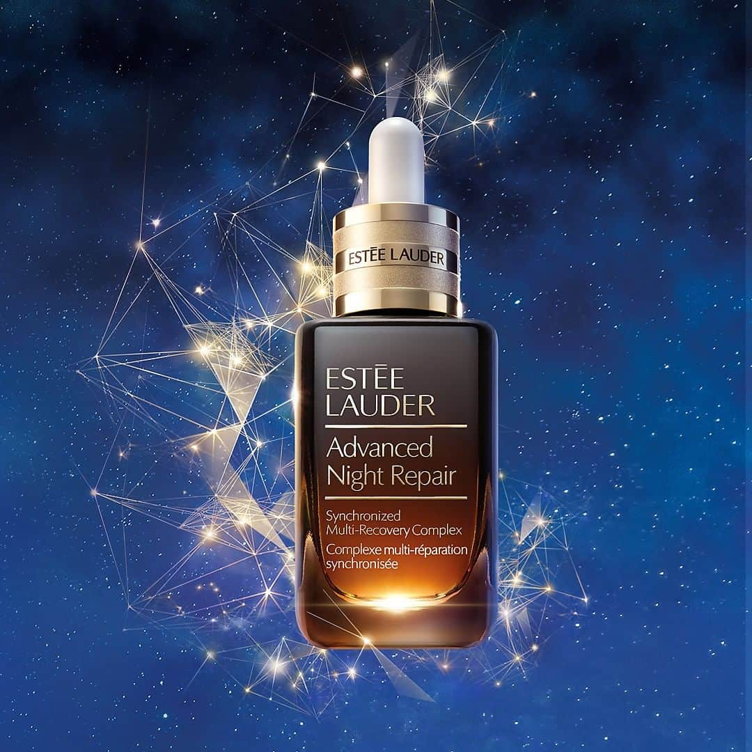 エスティローダーさんのインスタグラム写真 - (エスティローダーInstagram)「✨NEW #AdvancedNightRepair✨ We’re redefining “the best” in skincare technology. ✨ Inspired by groundbreaking research, NEW Advanced Night Repair is the high-performance #serum that no one should live without.  ✨90% said their skin immediately felt SOFTER and SMOOTHER* ✨ 91% said their skin felt more RESILIENT after just 3 weeks*  ✨ 92% said their skin was left with a HEALTHY GLOW after 3 weeks*  ✨ 89% said their skin felt FIRMER after just one bottle**   Tap to shop and be sure to share a selfie on Instagram using #GenerationANR, tagging us (@esteelauder) for a chance to be featured! #AdvancedNightRepair  *Consumer testing on 543 women **1.7 oz. bottle」8月1日 22時00分 - esteelauder