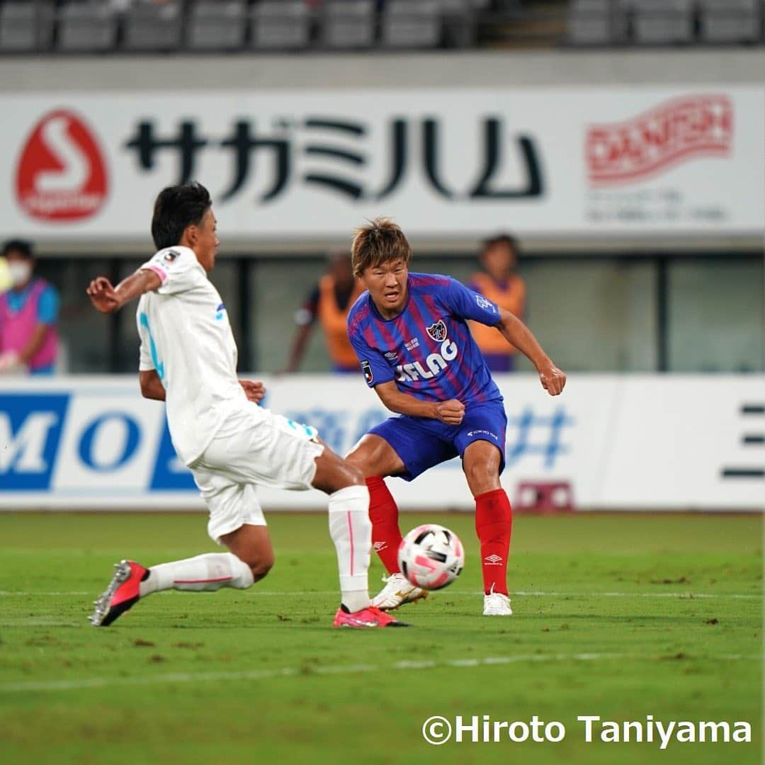 Goal Japanさんのインスタグラム写真 - (Goal JapanInstagram)「. ＼⚪️ #サガン鳥栖 がうれしい初白星⚪️／ 試合終了後には涙ぐむ鳥栖の選手の姿も。 (Photo: Hiroto Taniyama) . 🇯🇵#明治安田生命J1リーグ 第8節 🆚FC東京 2-3 サガン鳥栖 ⚽️#石井快征 (30分)、#レアンドロ (39分)、#森下龍矢 (43分)、#趙東建 (56分)、#原大智 (86分) . #soccer #football #jleague #J1 #sagantosu #sagan  #goaljleague #サッカー #フットボール #Jリーグ #明治安田生命Jリーグ #⚽」8月1日 22時14分 - goaljapan