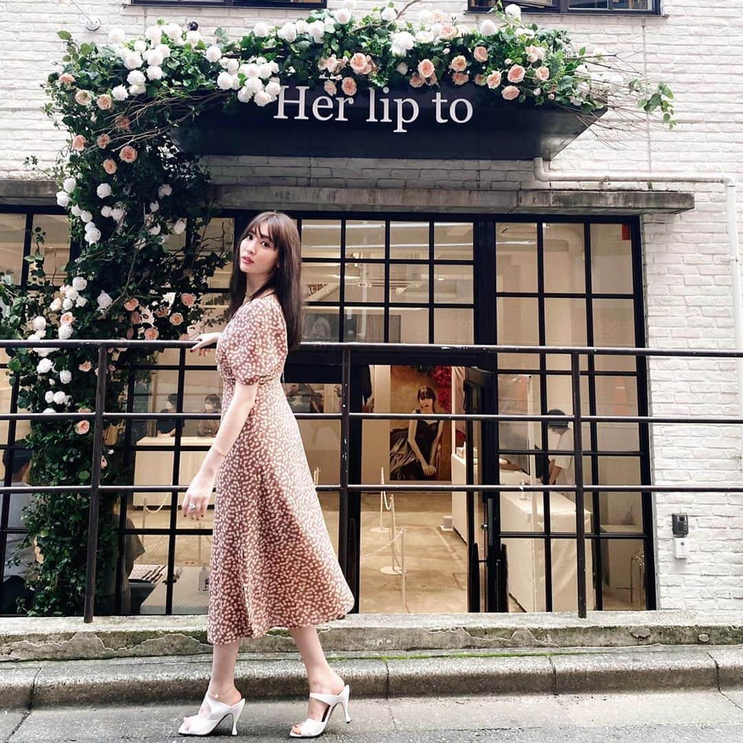 小嶋陽菜さんのインスタグラム写真 - (小嶋陽菜Instagram)「Herlipto private salon🤍 1日目、ご来場ありがとうございました🤍☺️」8月1日 22時21分 - nyanchan22