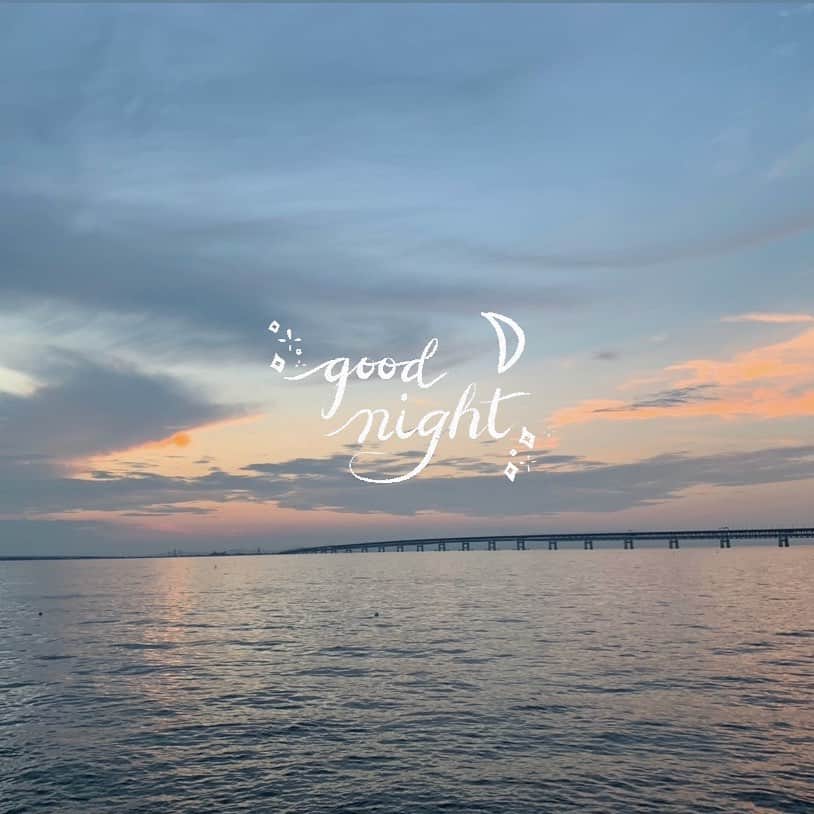 永瀬かこのインスタグラム：「✺⋆* ・ ・ 今日は海で配信＆撮影をしてきました︎︎☺︎ 綺麗な景色をおすそ分け🏝 また海で撮った写真とかも投稿していくね📸 ・ おやすみ(´O｀)🌙.*·̩͙」