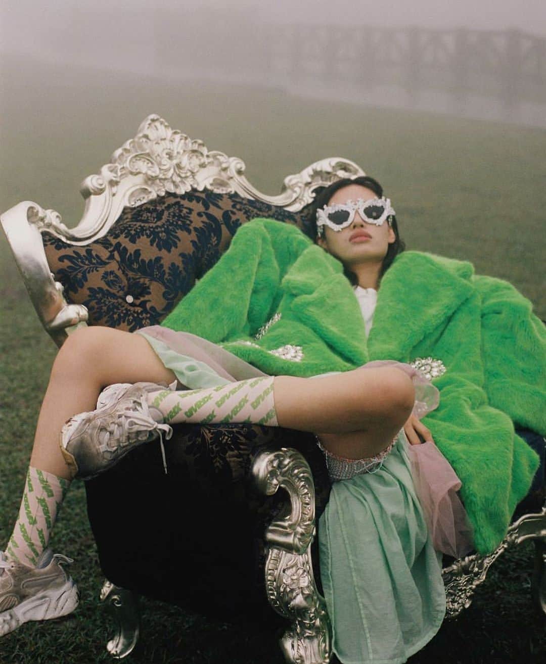 ジル・スチュアートのインスタグラム：「“I don't know where I'm going from here, but I promise it won't be boring.” -David Bowie . Photography by Tseng Yen Lang for À PART Magazine . #davidbowie #tsengyenlang #apartmagazine #green #beauty #luxury #fashion #photography #inspiration」