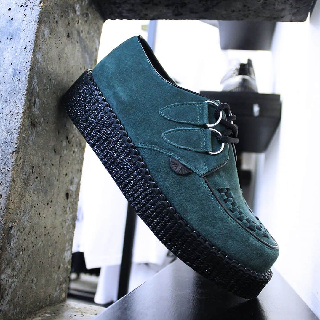 アンダーグラウンドのインスタグラム：「The Original Wulfrun Creeper- this option in luxury Teal Suede. We produce these in sensible batches at a family owned factory ensuring high quality and sensible and sustainable manufacture.⁠ ⁠ From size 3-12 on our online store .⁠ ⁠ ⁠」