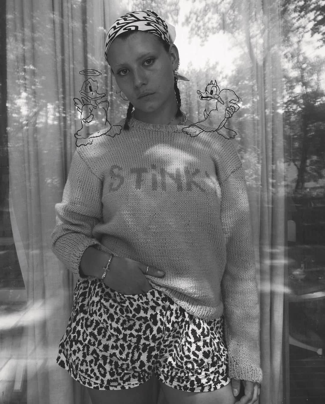 LOVE MAGAZINEのインスタグラム：「This is the story of looking at the person you love. #LOVEDiaries  Photographer @tbonefletcher Writer @paul_flynn」