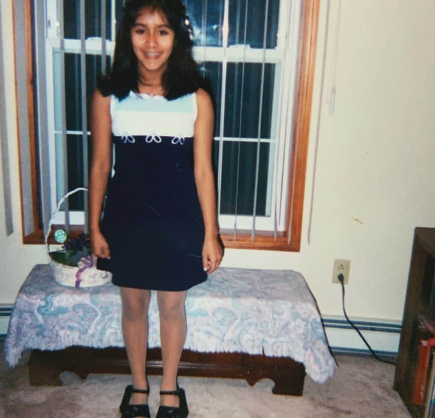 ニコール・ ポリッツィのインスタグラム：「Me at 13 vs 13 year olds now. 🤷🏽‍♀️」