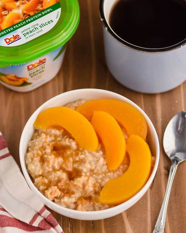 Dole Packaged Foods（ドール）のインスタグラム：「When your regular meal needs a pick-me-up, @lisawineandglue knows our Fridge Packs add that perfect punch of flavor.」