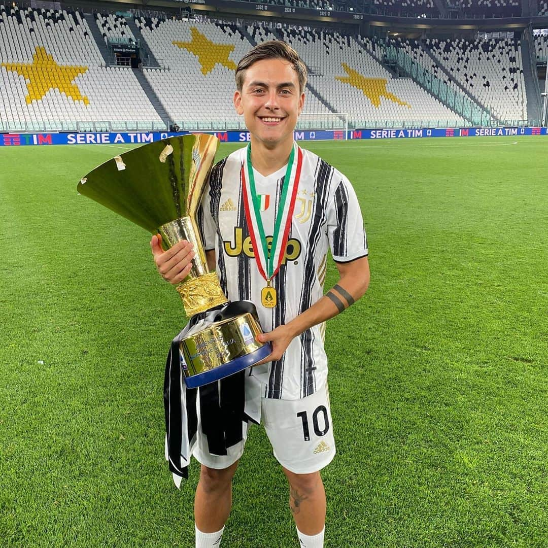 パウロ・ディバラさんのインスタグラム写真 - (パウロ・ディバラInstagram)「campioni dell’Italia  5🏆 🇮🇹」8月2日 6時50分 - paulodybala