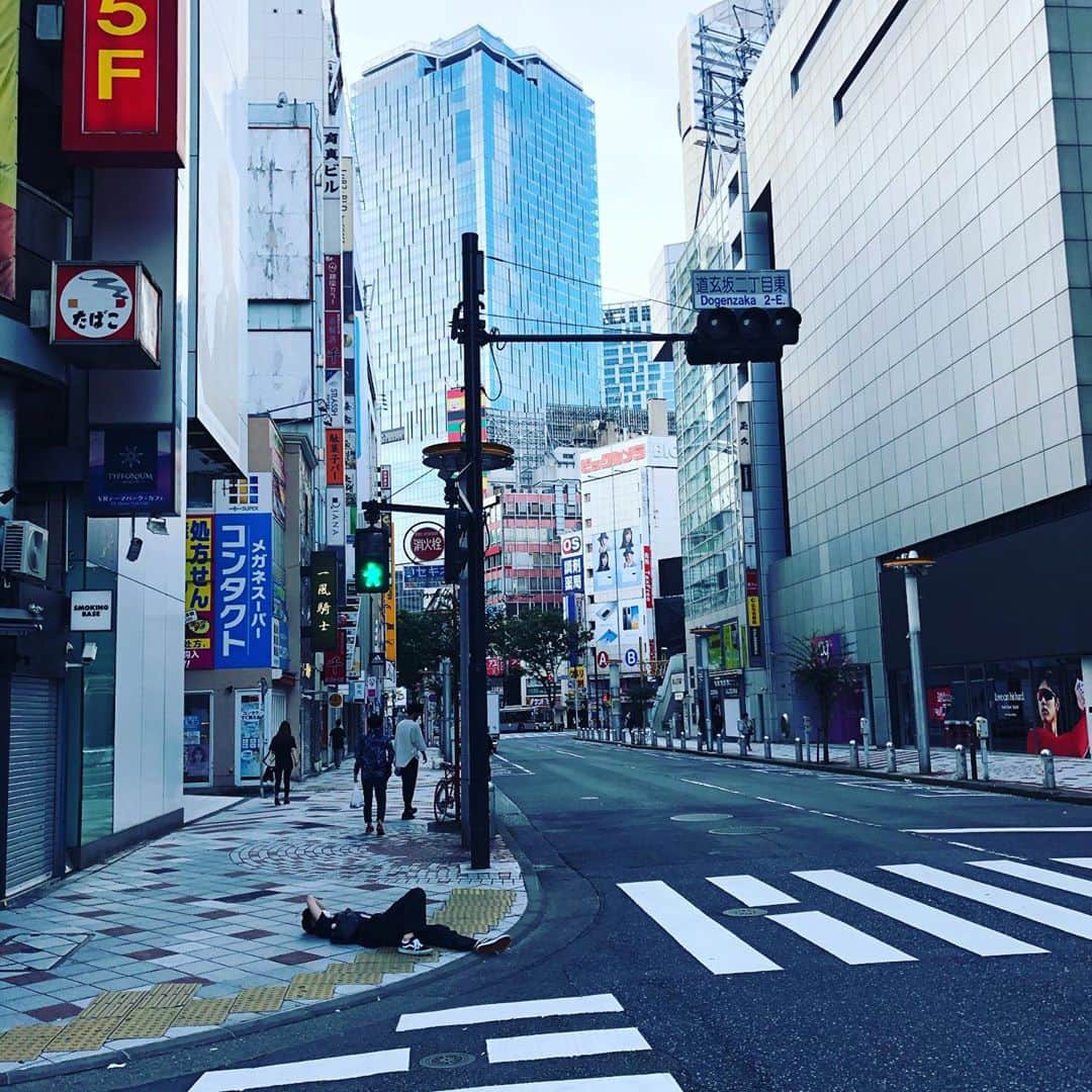 のインスタグラム：「Summer is finally here. #shibuya #shibuyameltdown #tokyo」