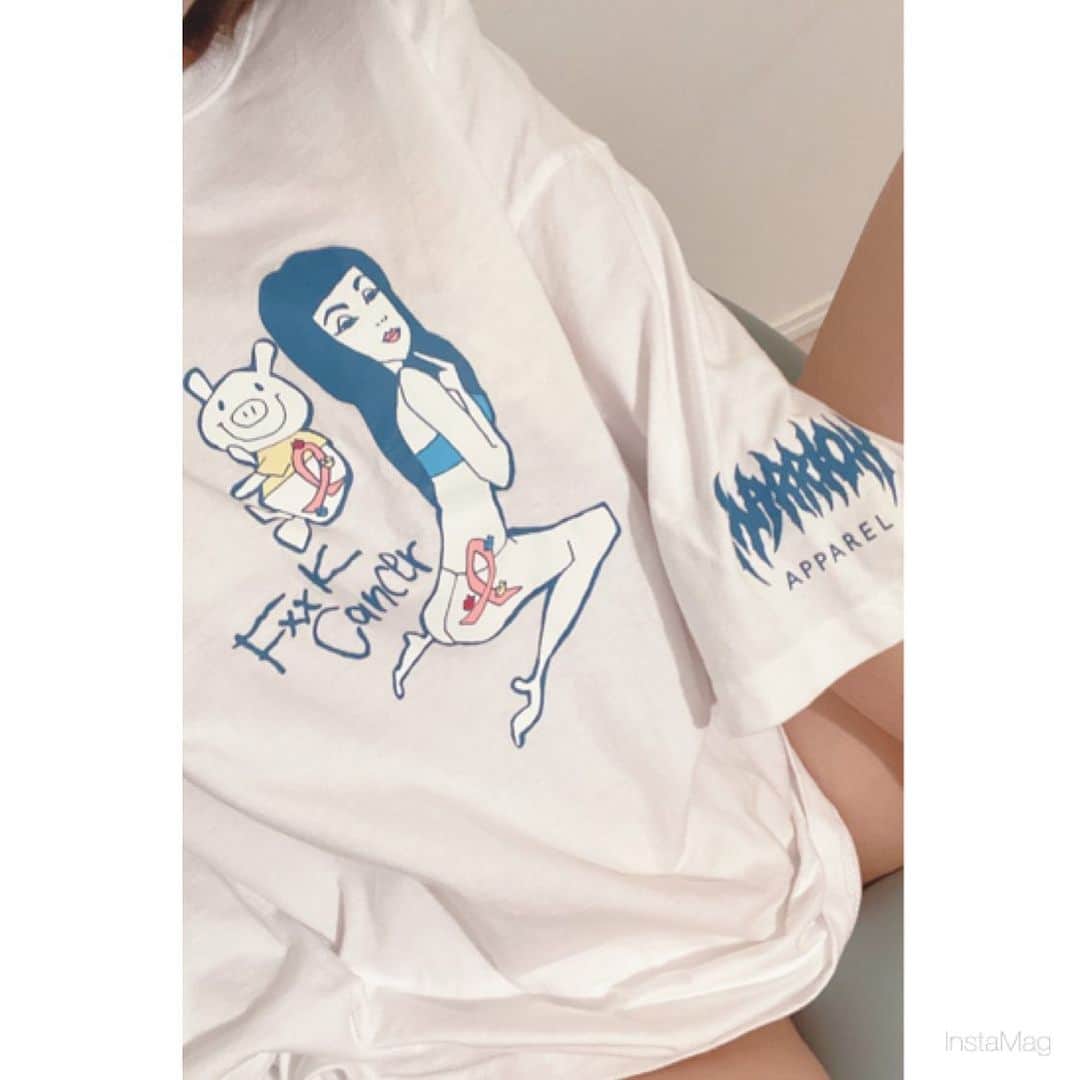 推川ゆうりのインスタグラム：「youtu.be/zef0t69TtkQ  大好きなMaricaさん♡がデザインされた fxxk cancerシャツが@marrion_apparel  チャリティーTシャツになっています！ 男の憧れでもあるAV業界のレジェンド 沢木さん@RYkyDVRDzpT5gHy の 癌の治療費になるみたいです。 私ができること心から願いを込めて…」