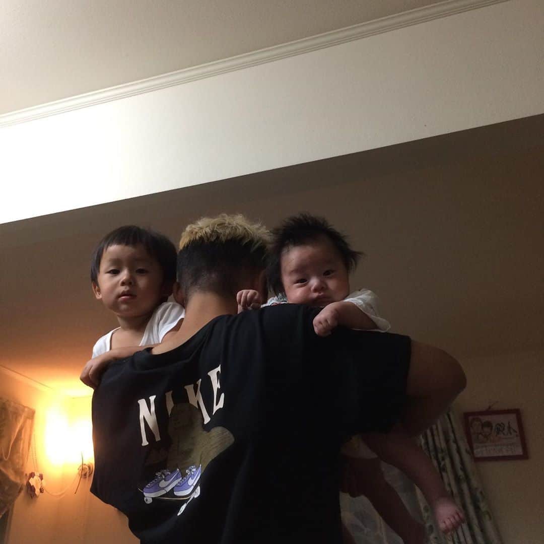 MAX鈴木さんのインスタグラム写真 - (MAX鈴木Instagram)「男男男  #family」8月2日 8時56分 - max_suzuki
