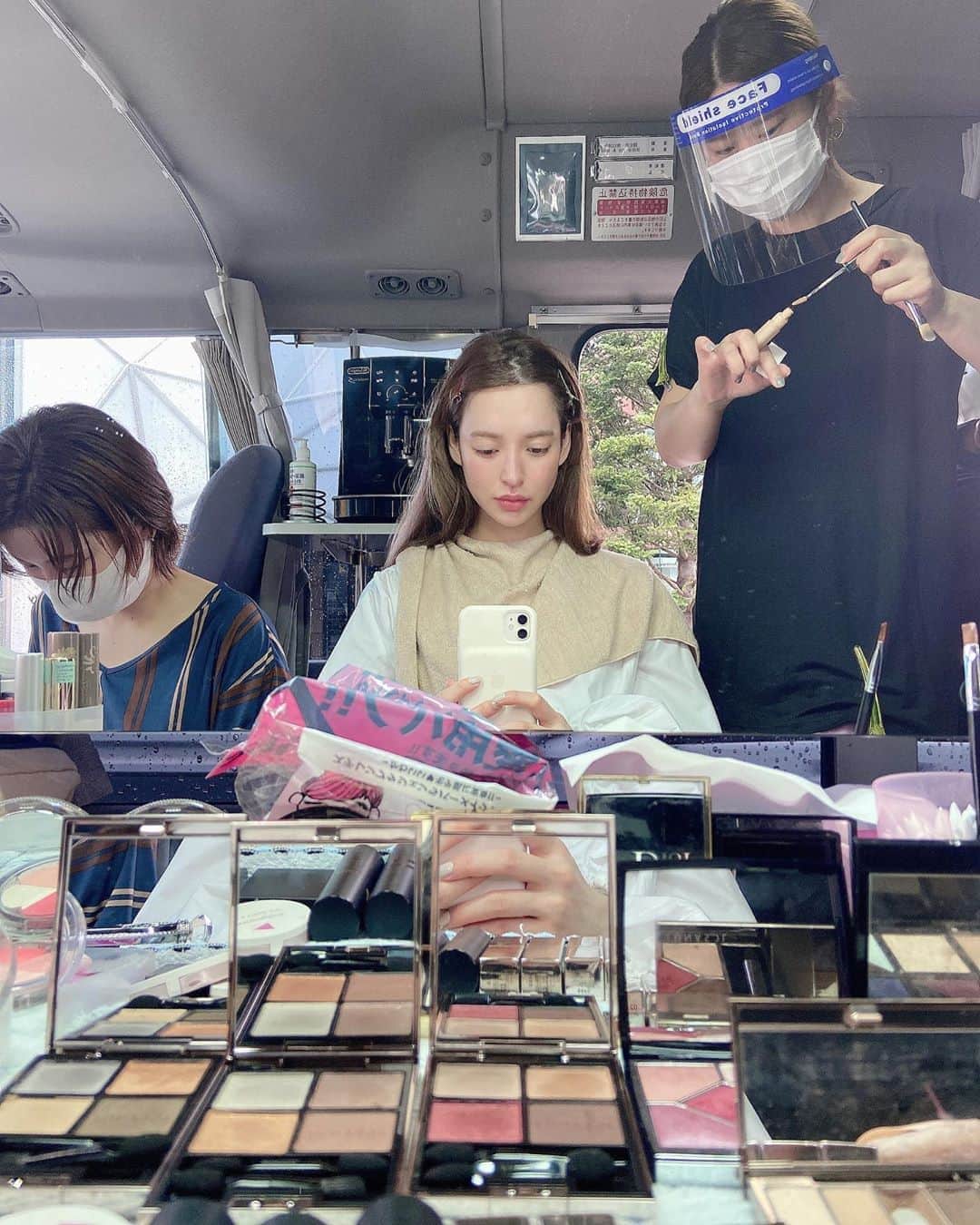 のインスタグラム：「Before makeup💄 @george828」