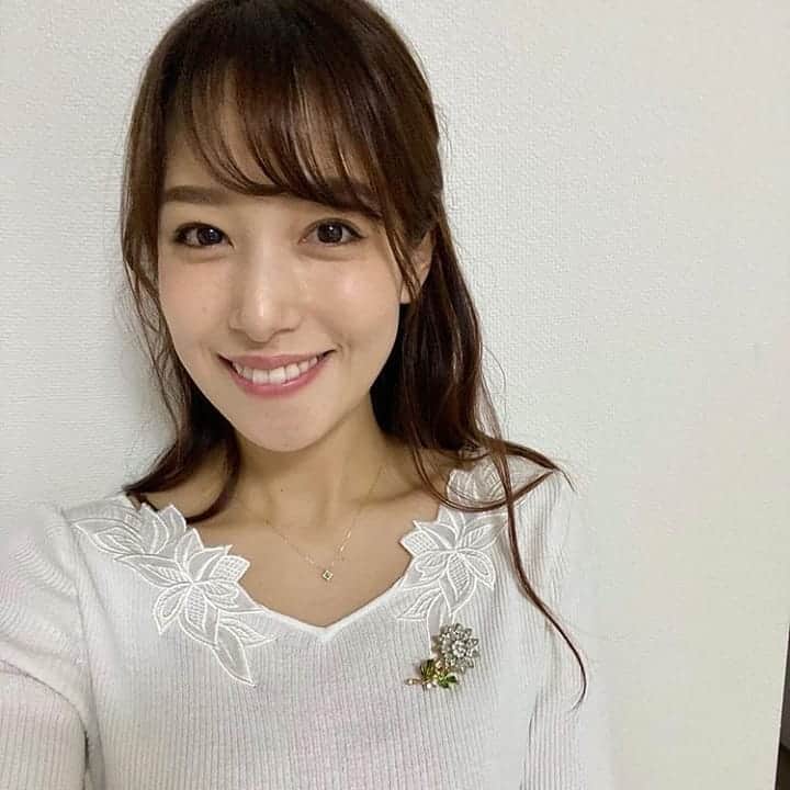 のインスタグラム：「#鷲見玲奈 アナ♪  #女子アナ  #アナウンサー #セントフォース #美人 #美女 #可愛い #かわいい #カワイイ #女優 #モデル #アイドル  #髪型 #ファッション #cute #kawaii #asian #asiangirls #japan #japanese #japanesegirl #model #hairstyle #fashion #followme #フォロー #フォロー大歓迎 #フォローミー #いいね #얼짱」