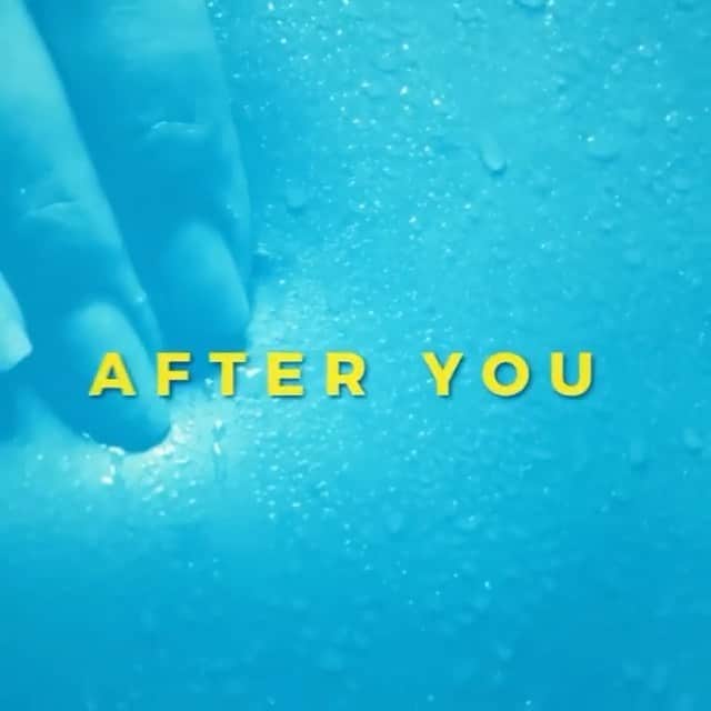 サネリー・ジェームズのインスタグラム：「Out now!! [Link in bio]」