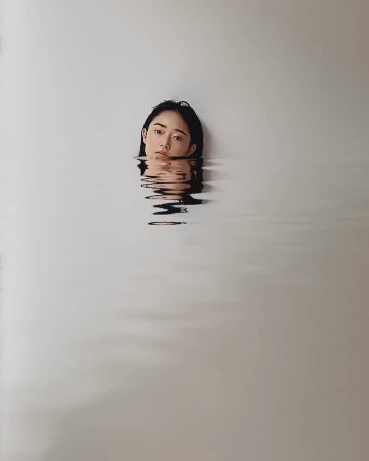 Cazumaxのインスタグラム：「美月🌕  2枚目の写真、写メ！加工なし！すごい！かわいい！久しぶりに写メとか載せちゃう！圧倒的な美！ #加勢メイク」