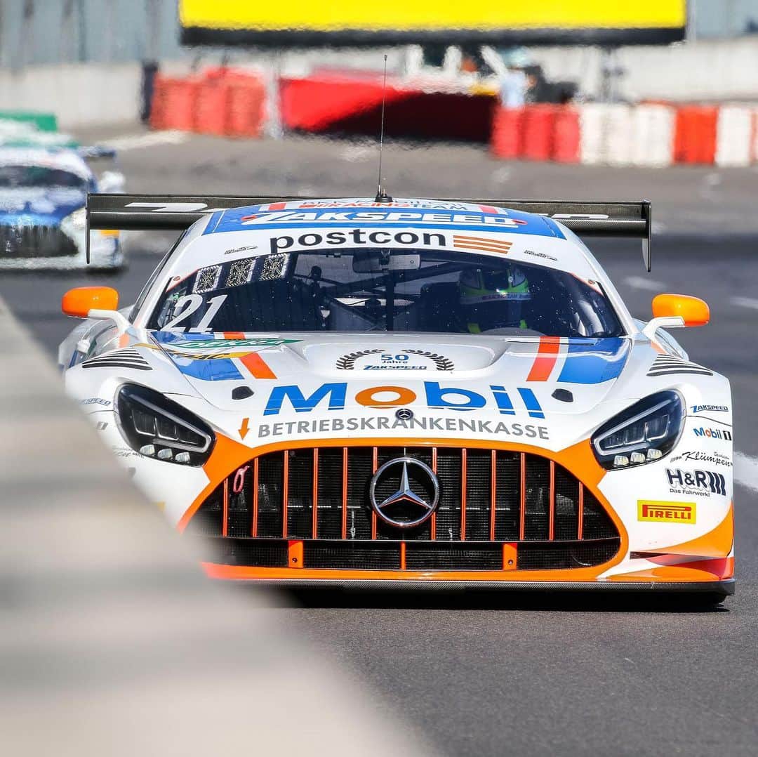 Mercedes AMGさんのインスタグラム写真 - (Mercedes AMGInstagram)「Successful weekend in the ADAC GT Masters at the @dekra_lausitzring! @toksportwrt with @maroengel and @lucastolz celebrated victory and pole position in the first race on Saturday and finished second in the second race on Sunday. Five more top ten results were achieved by our six Mercedes-AMG GT3s of @htpmotorsport / @winwardracing, @schuetzmotorsport and @zakspeed in both races. Some impressions of the season opener in the gallery!  #MercedesAMGMotorsport #MercedesAMG #AMGGT3 #GTMasters @adac_motorsport」8月2日 22時18分 - mercedesamg