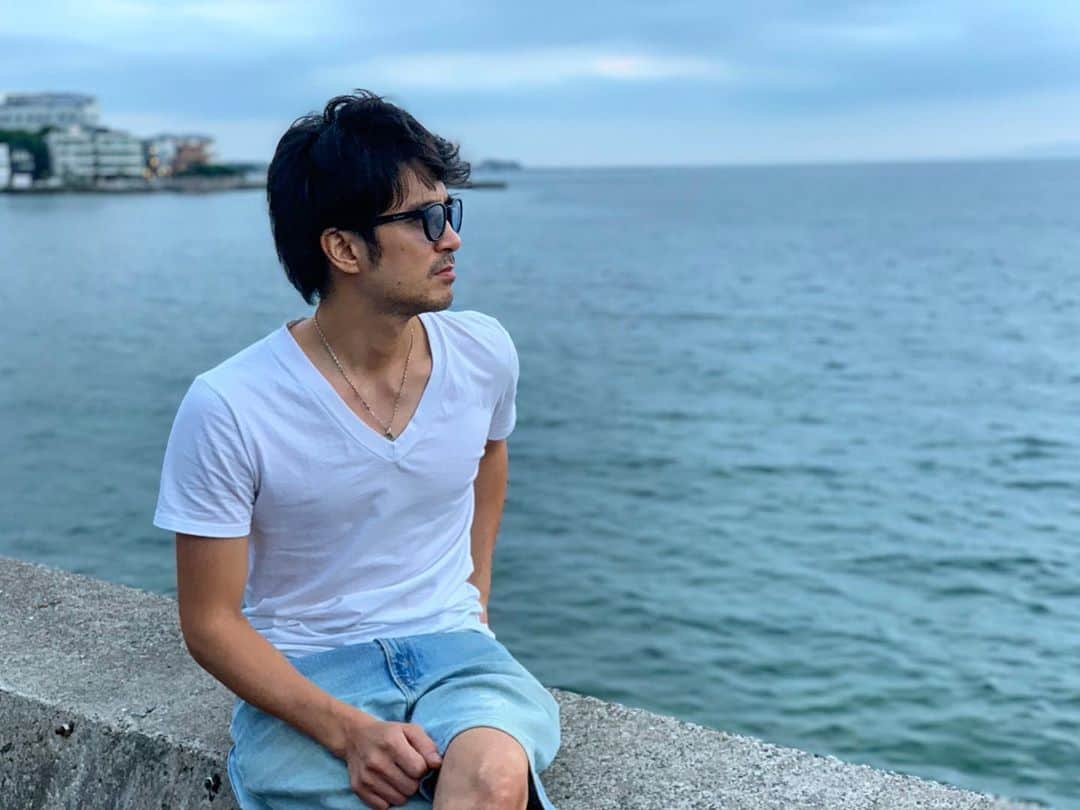 斉藤祥太のインスタグラム：「明日からまた1週間！ コロナに負けず頑張りましょうね👍除菌はもちろん、 手洗いうがい鼻うがいだよ🧡 慣れれば大丈夫！ #梅雨明け #august  #始めはゆっくり吸って #鼻の奥まで #鼻うがい #コロナ対策 #斉藤祥太」
