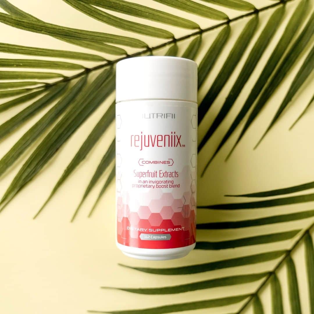 のインスタグラム：「Today's balance 🤸‍♀️ of energy and mental alertness is brought to you by the power of L-theanine and green coffee bean extract!⁠ ⁠ ⁠ ⁠ ⁠ ⁠#rejuveniix #healthymind #healthybrain #mentalhealth #mentalclarity #mentalfocus #rejuveniix #ariix #ariixhealthandwellness #myariixlife #ariixlifestyleperks #ariixproducts #nutrifii⁠」