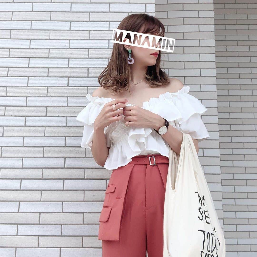 のインスタグラム：「全部大好き❤️ 夏のオフショルは特に好き❤️  #タグ多すぎ#fashion #ootd #summer#2020ss #myfavorite#novembirth」