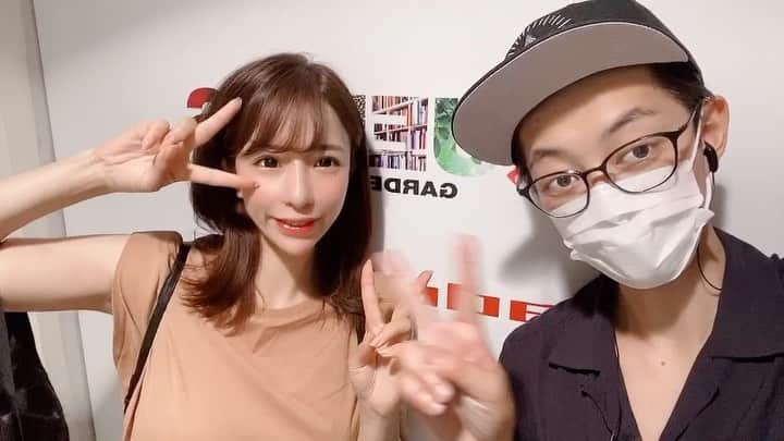 ちゃんうさのインスタグラム：「@ue0719  . アッドの植岡さん。💇‍♀️ いつもありがとうー♫♫ . #カット #カラー #トリートメント #ヘアリセッター #美容院 #アッドバイケーツー #アッド #ちゃんうさ #キャバ嬢 #キャバクラ #ミナミ #ホステス #ニュークラ嬢 #ニュークラブ #大阪　#ミュゼルヴァミナミ #うさぎ」