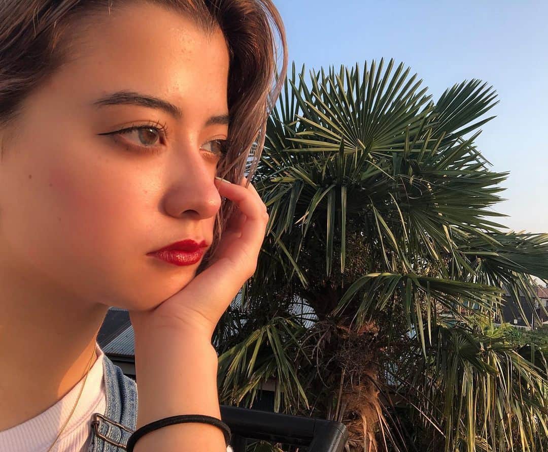 のインスタグラム：「ベランダからの西日☀️やっと梅雨が明けたねー！夏を楽しもうー！！」