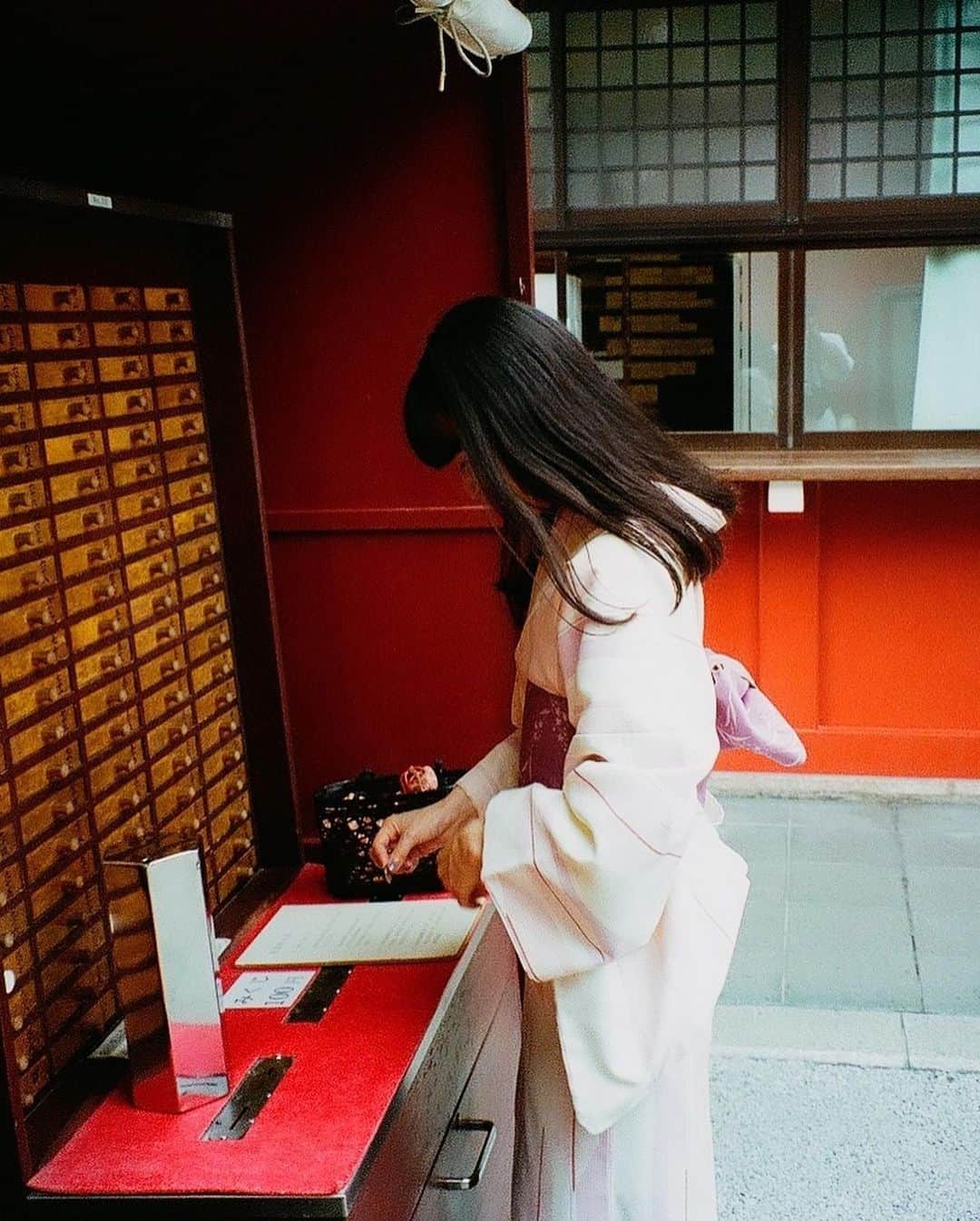 天音里菜さんのインスタグラム写真 - (天音里菜Instagram)「❤︎ 浅草寺で大吉だったの❤︎❤︎❤︎ 浅草寺では大吉がよくでる☺︎ ⠀ さ、結果を信じて今日もがんばるかあ」8月2日 16時22分 - rin_a_mn