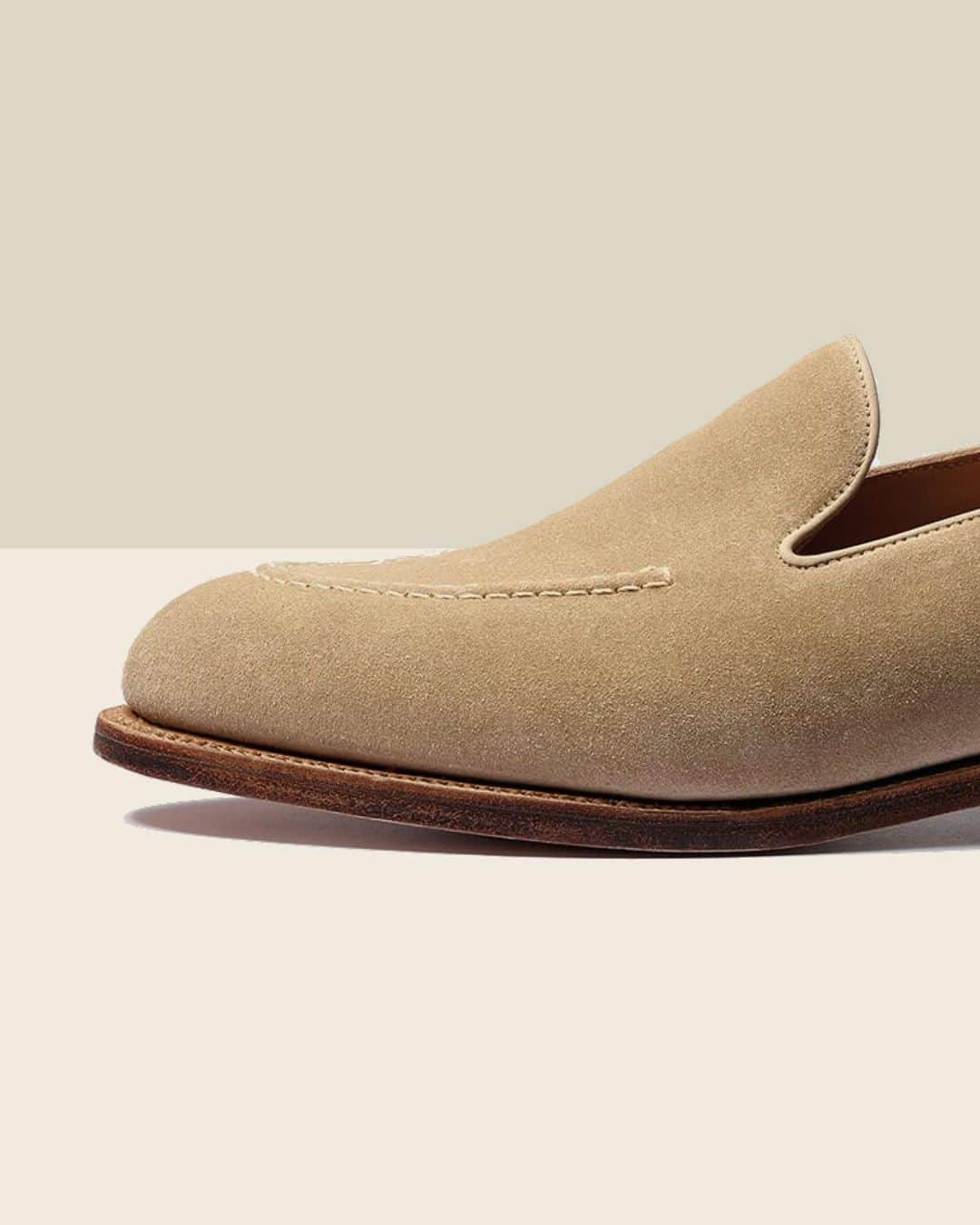 のインスタグラム：「Le nouveau mocassin Menton en cuir veau velours s'inspire de la ligne du slipper. __ Spending all summer in Menton.  #JMWeston #Loafers #Shoes #Summer」