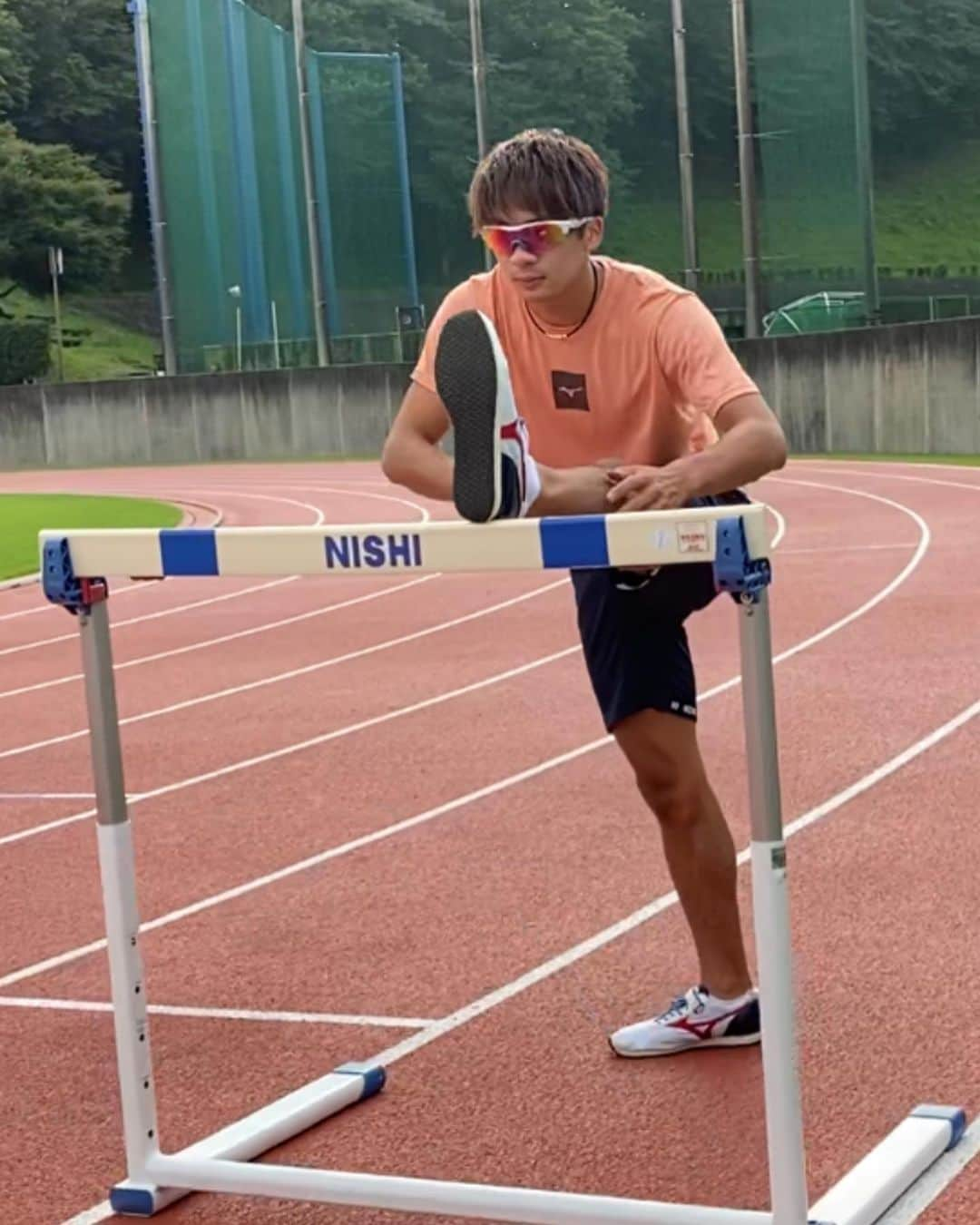 金井大旺のインスタグラム：「2020年シーズン初戦の法大記録会 100m 10"41(-0.6) PB 110mH 13"34(+0.3) PB  とても気分が良いので明日くらいまでなら何でもします。笑  今シーズンもよろしくお願いします🙇‍♀️  #2020年シーズン #ミズノ #ミズノトラッククラブ #110mH #mizuno #roadtoTokyo」