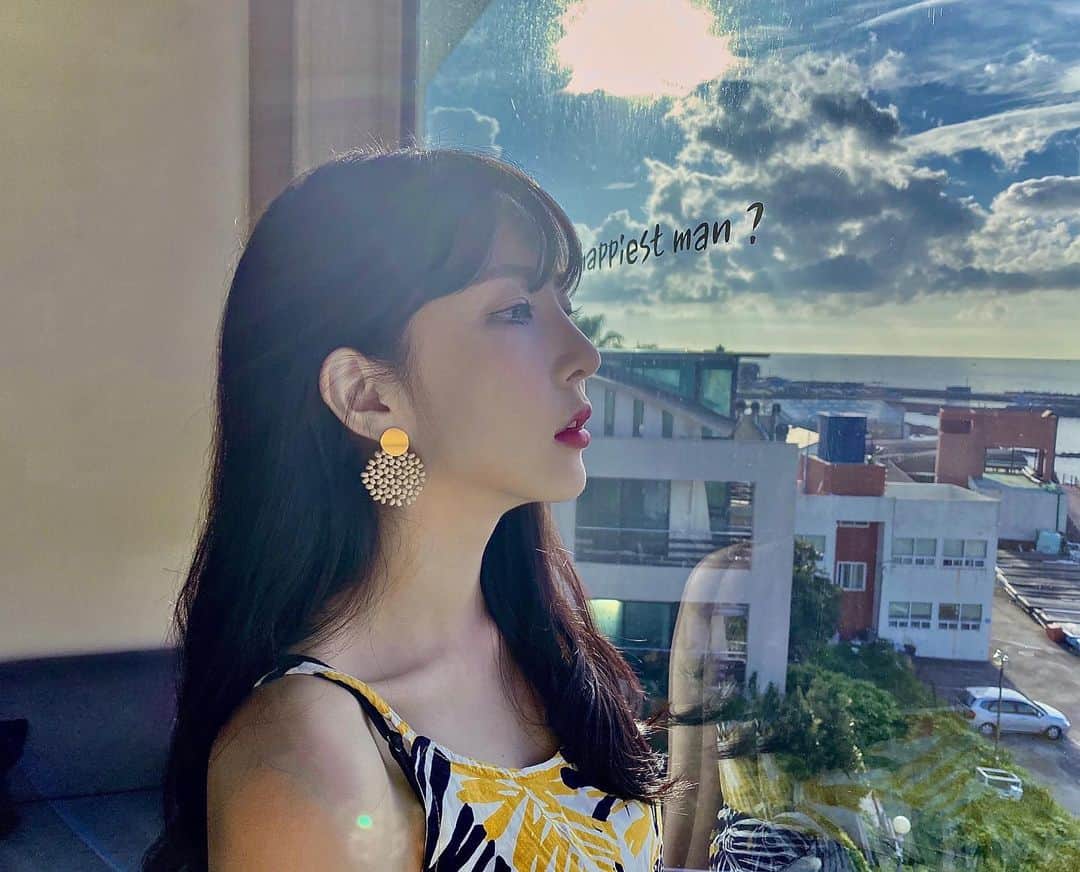 ユジョン のインスタグラム：「금손 짱알💛」