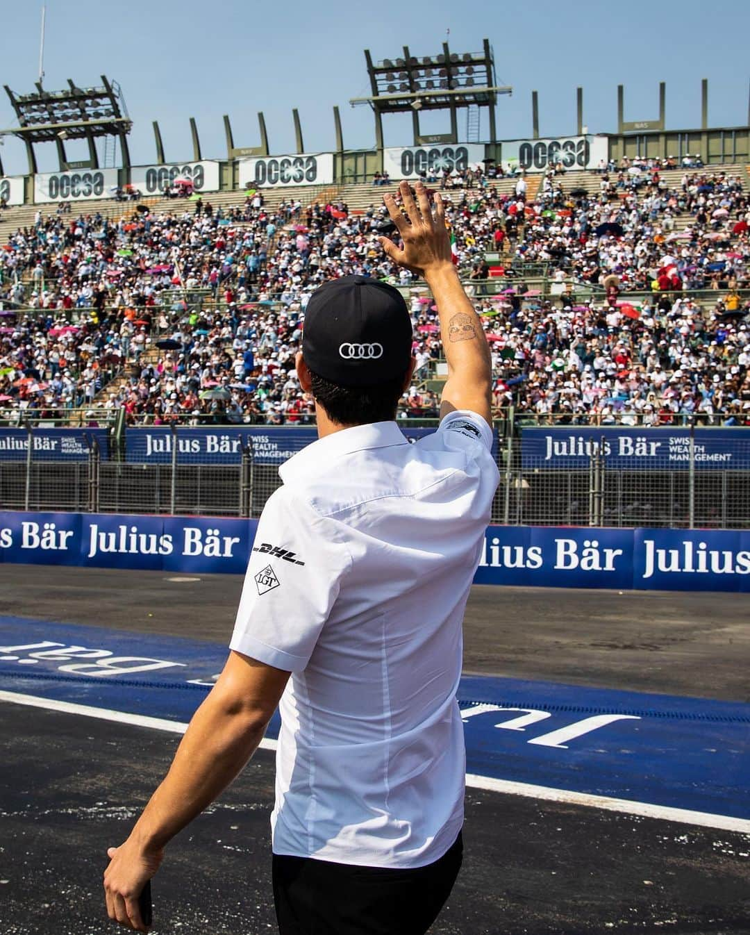 ルーカス・ディ・グラッシさんのインスタグラム写真 - (ルーカス・ディ・グラッシInstagram)「The FIA Formula E World Championship S6 is back at Berlin - August 5/6 8/9 & 12/13th - six thrilling races to define the champion 🏆 We are in the fight ! Don’t forget to help with #Fanboost - link at bio —— #FIAFormulaE #FormulaE #Electric #Racing #Motorsport #futureiselectric #AudiSport #Audi #etron #Niobium #Forcepoint #AudiBrasil #Boss #Enerzee #BerlinEprix #Berlin #Race」8月2日 17時55分 - lucasdigrassi