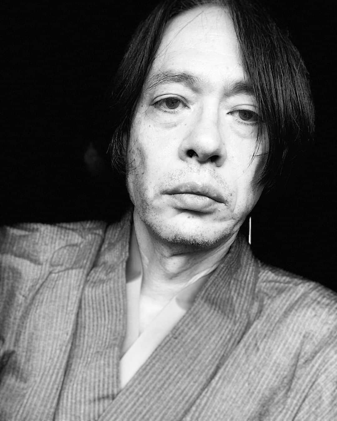 町田康のインスタグラム：「仕事せえ。」
