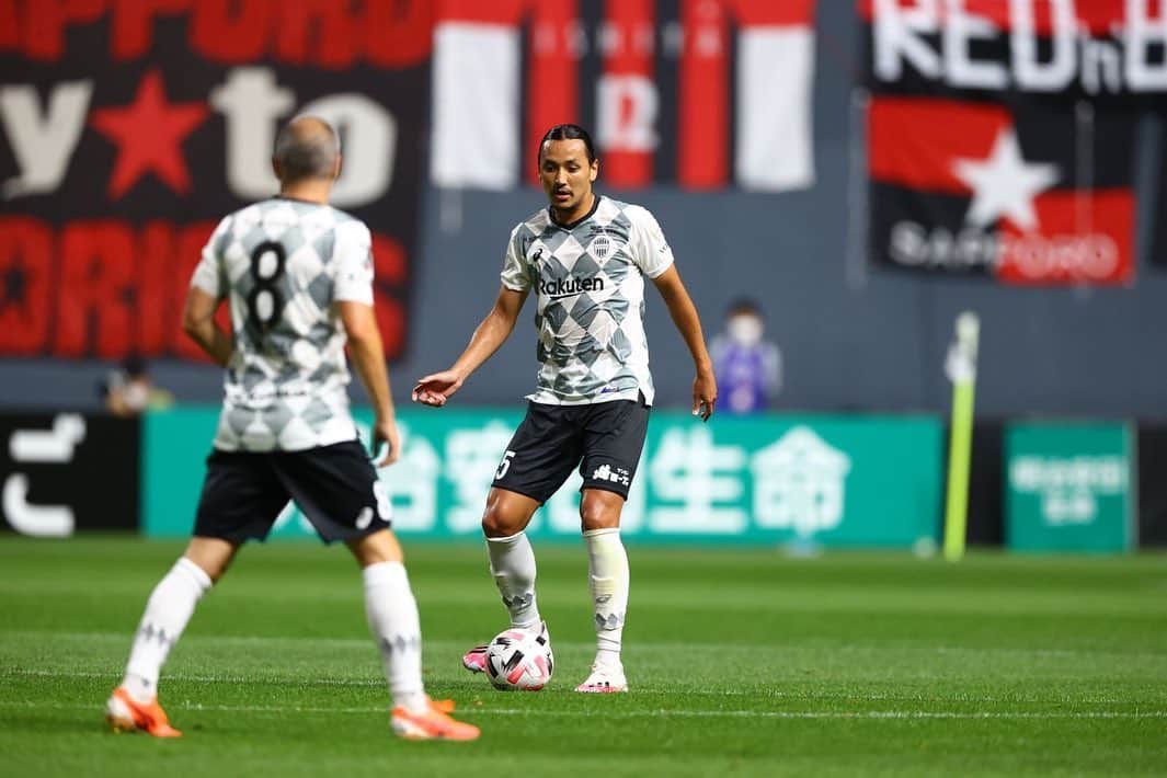 大崎玲央のインスタグラム：「+3🤙🏽 #visselkobe #wearekobe #ヴィッセル神戸」