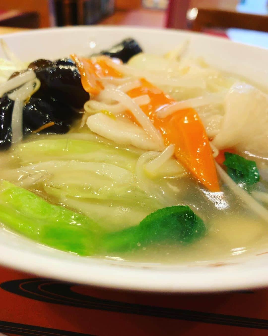 鶴久政治のインスタグラム：「4夜同じ店」