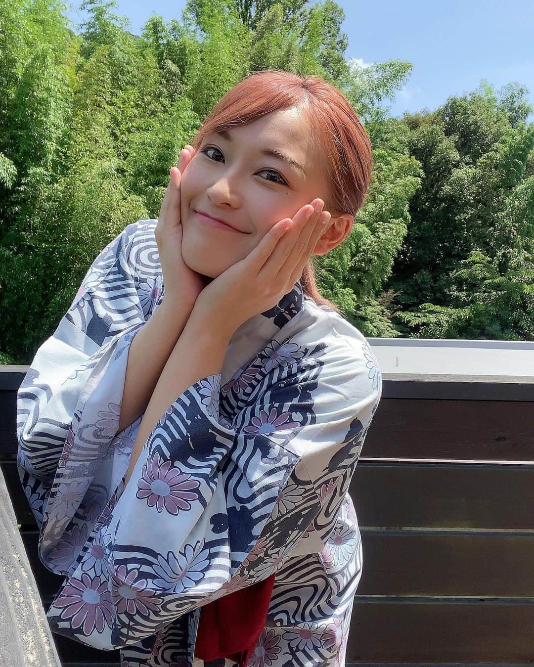 神田藍香さんのインスタグラム写真 - (神田藍香Instagram)「浴衣の帯の結び方って難しいよね🤪﻿ ﻿ ﻿ ﻿ #onsen」8月2日 19時35分 - kaatan0522