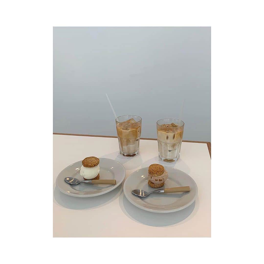 森日菜美さんのインスタグラム写真 - (森日菜美Instagram)「写真整理してたらカフェの写真出てきたのだけど ここのカフェオレ美味し過ぎた記憶！！ ちなみに今日暑くてアイス食べたら 知覚過敏に陥りましたあ〜🍨🧃 #ひなだいありー」8月2日 20時06分 - hinami_mori
