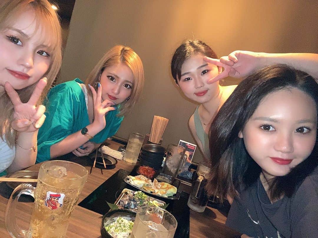 守田美咲のインスタグラム：「きりお誕生日おめでとう🥺💖  コロナのせいで大分遅れちゃったけどお祝い出来て良かった🎀 これこそサプライズ✨  らぶりん💖💖💖」