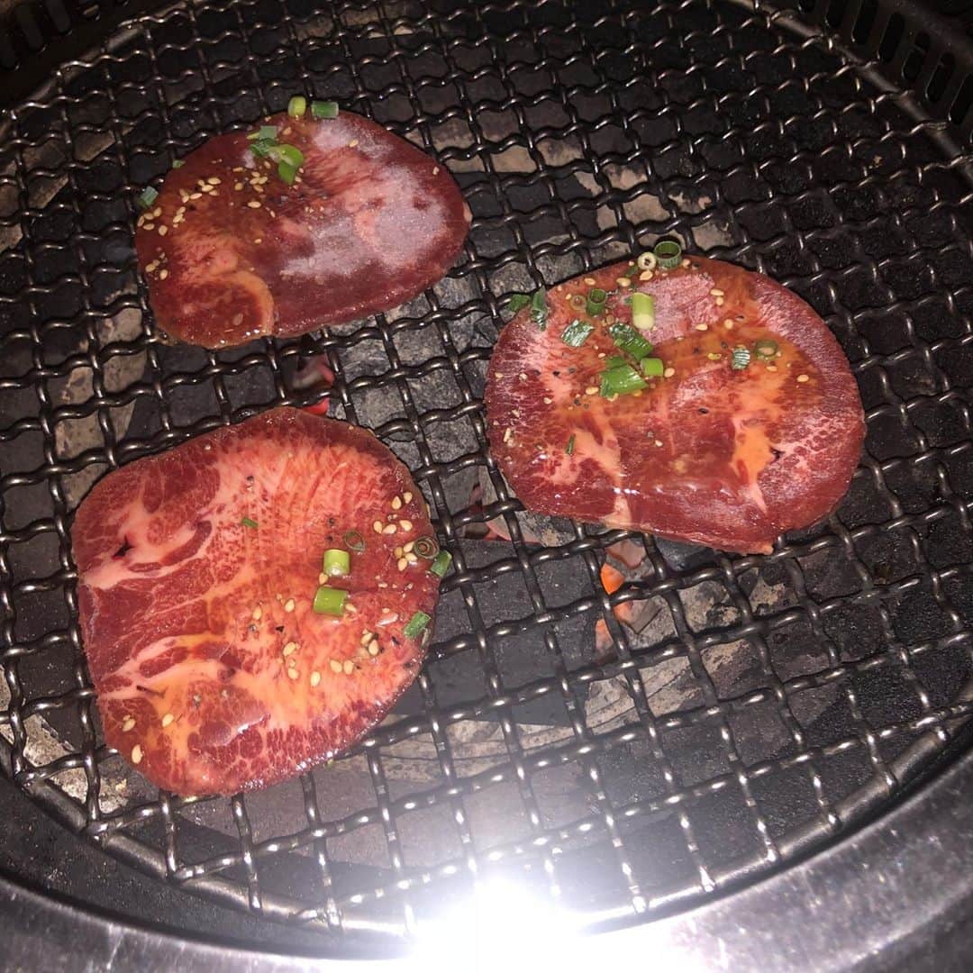 ヨネスケさんのインスタグラム写真 - (ヨネスケInstagram)「若松河田、炭火焼肉「班家」パンガ。安くて美味しい。 #班家#パンガ#若松河田#炭火焼肉」8月2日 21時14分 - yonesuke5656