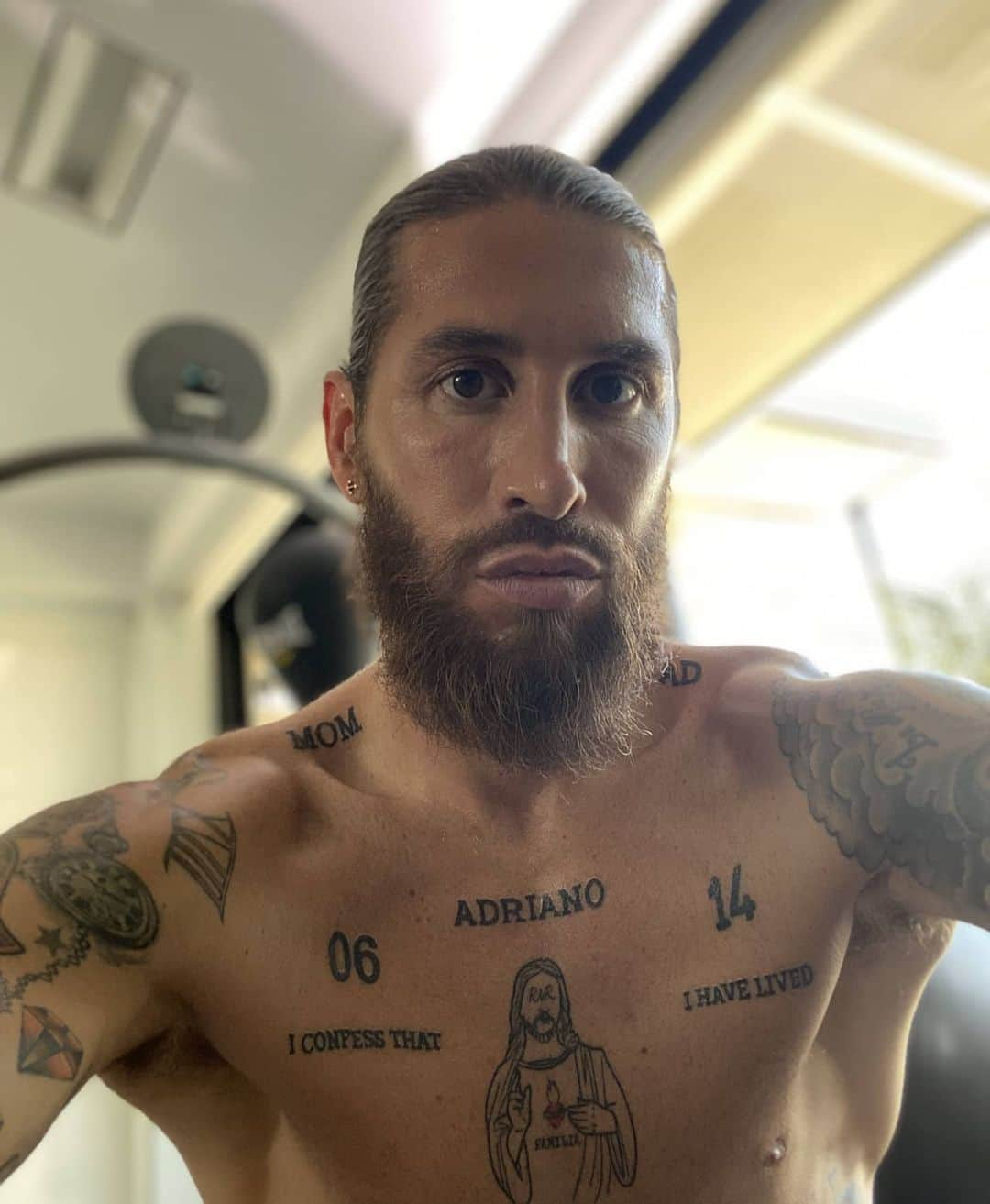 セルヒオ・ラモスさんのインスタグラム写真 - (セルヒオ・ラモスInstagram)「Gym time 🏋️‍♂️」8月2日 21時18分 - sergioramos